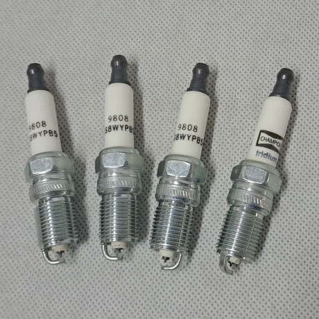 BUJIA COMBO PACK X4 BUJIAS CHAMPION RS8WYPB5 BUJIA COMBO PACK X4 BUJIAS CHAMPION RS8WYPB5