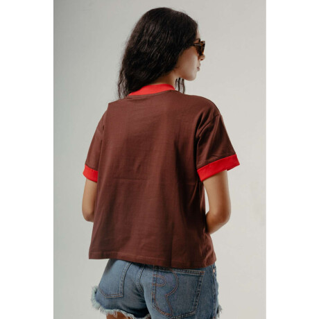 Camiseta Polit Brownie