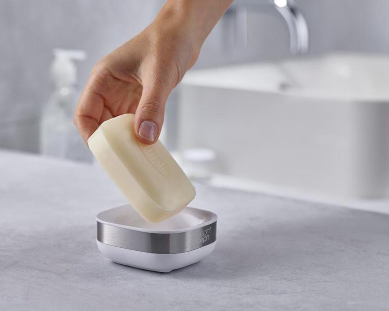 Jabonera compacta blanca Joseph Joseph Jabonera compacta blanca Joseph Joseph