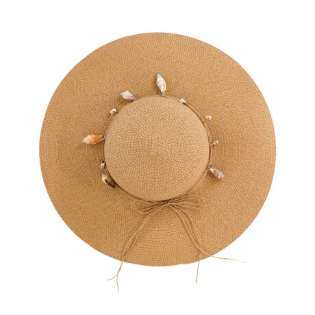 Capelina de dama con ala ancha y caracoles Capelina de dama con ala ancha y caracoles