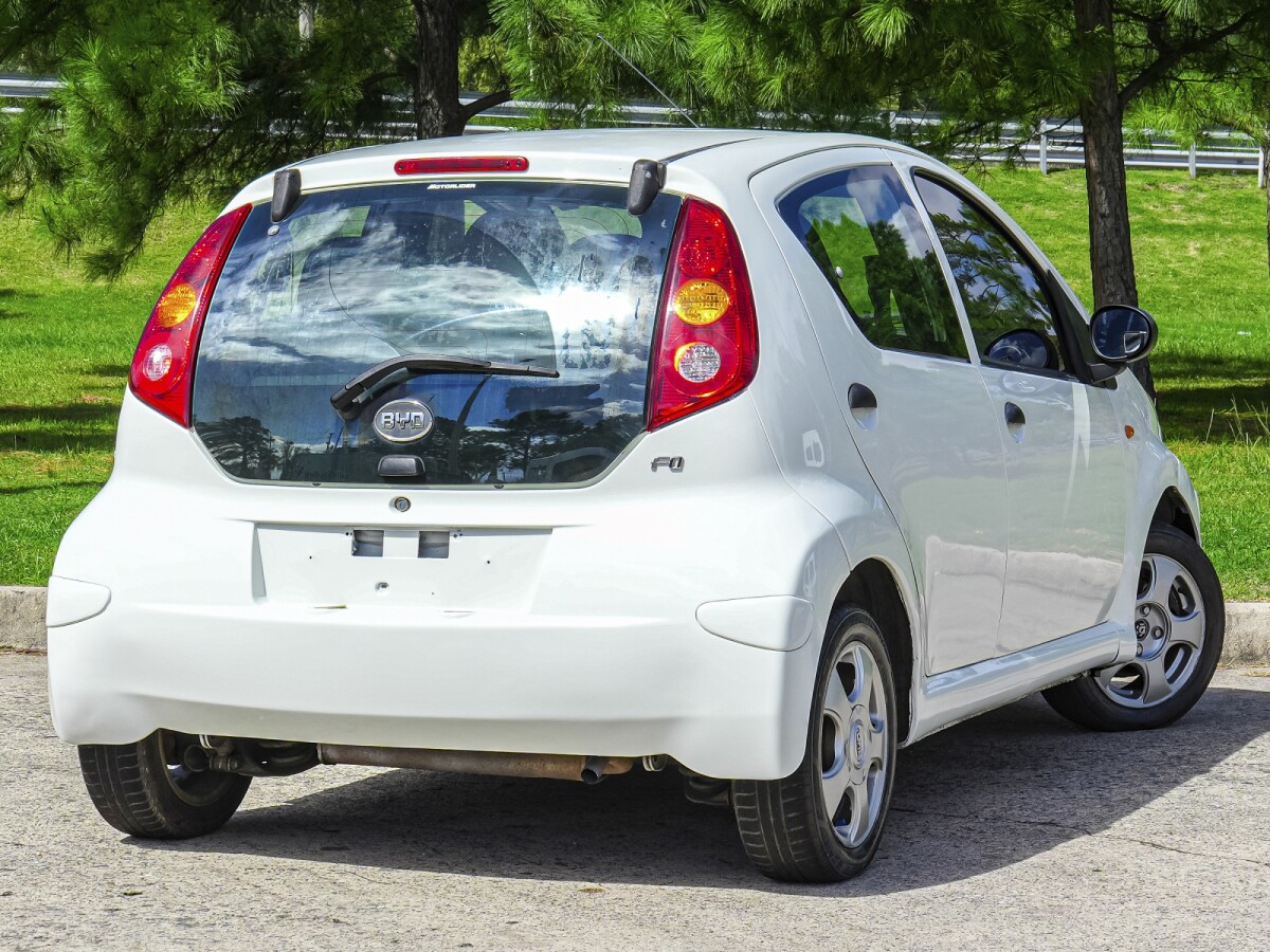BYD F0 GLXI 1.0 Extra Full | Permuta / Financia BYD F0 GLXI 1.0 Extra Full | Permuta / Financia