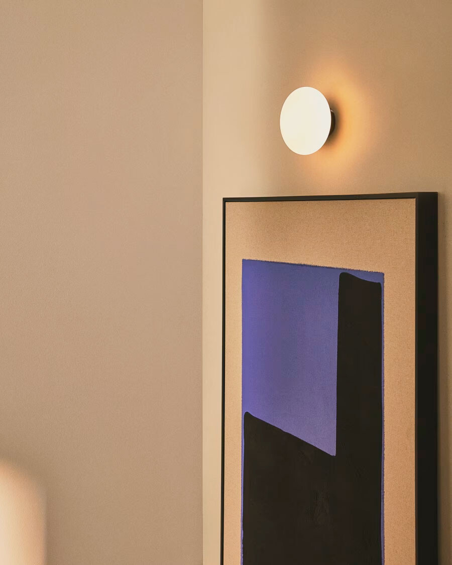 Aplique Bamila de cristal ahumado y metal negro Ø15 cm