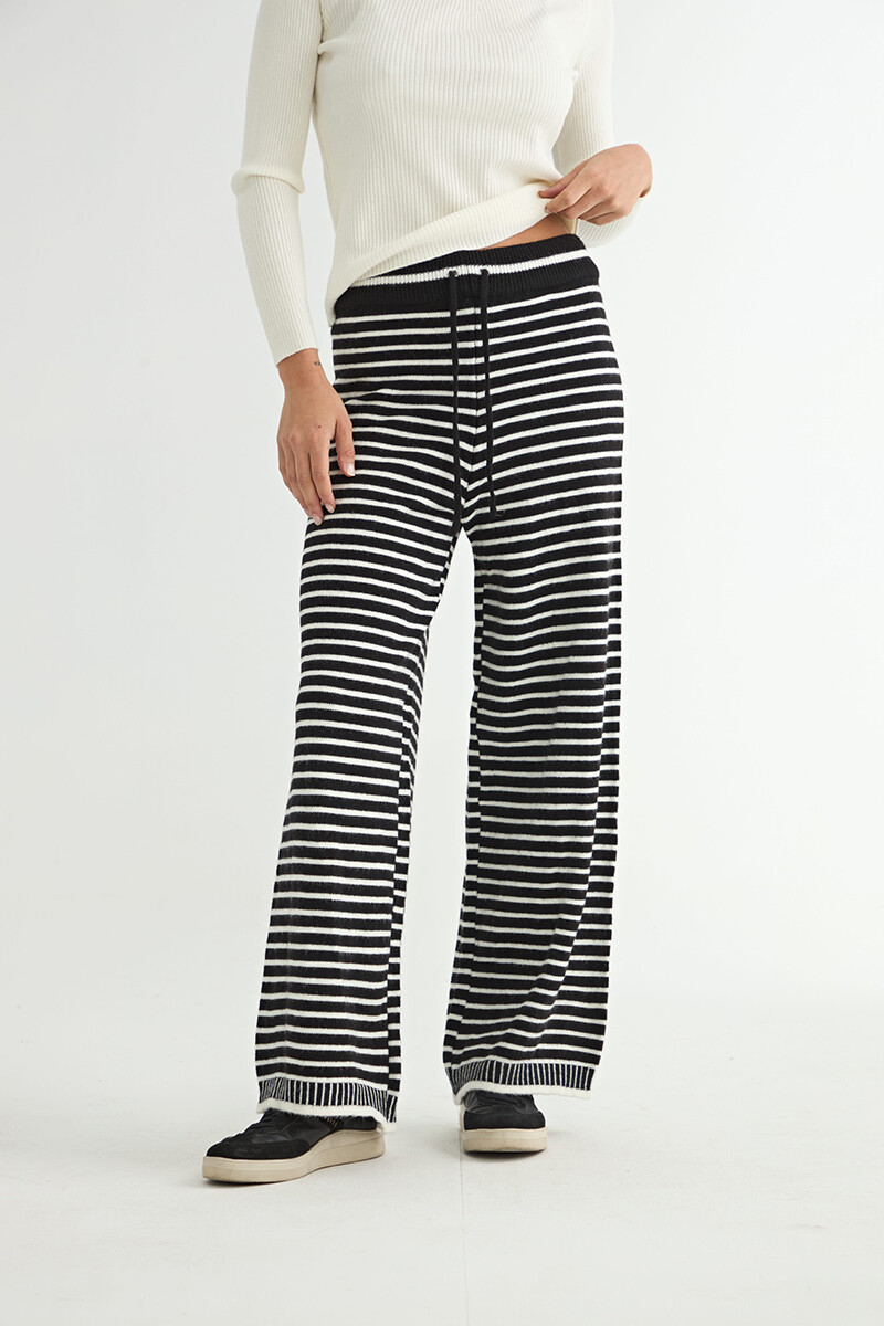 PANTALÓN CELTIS - NEGRO 