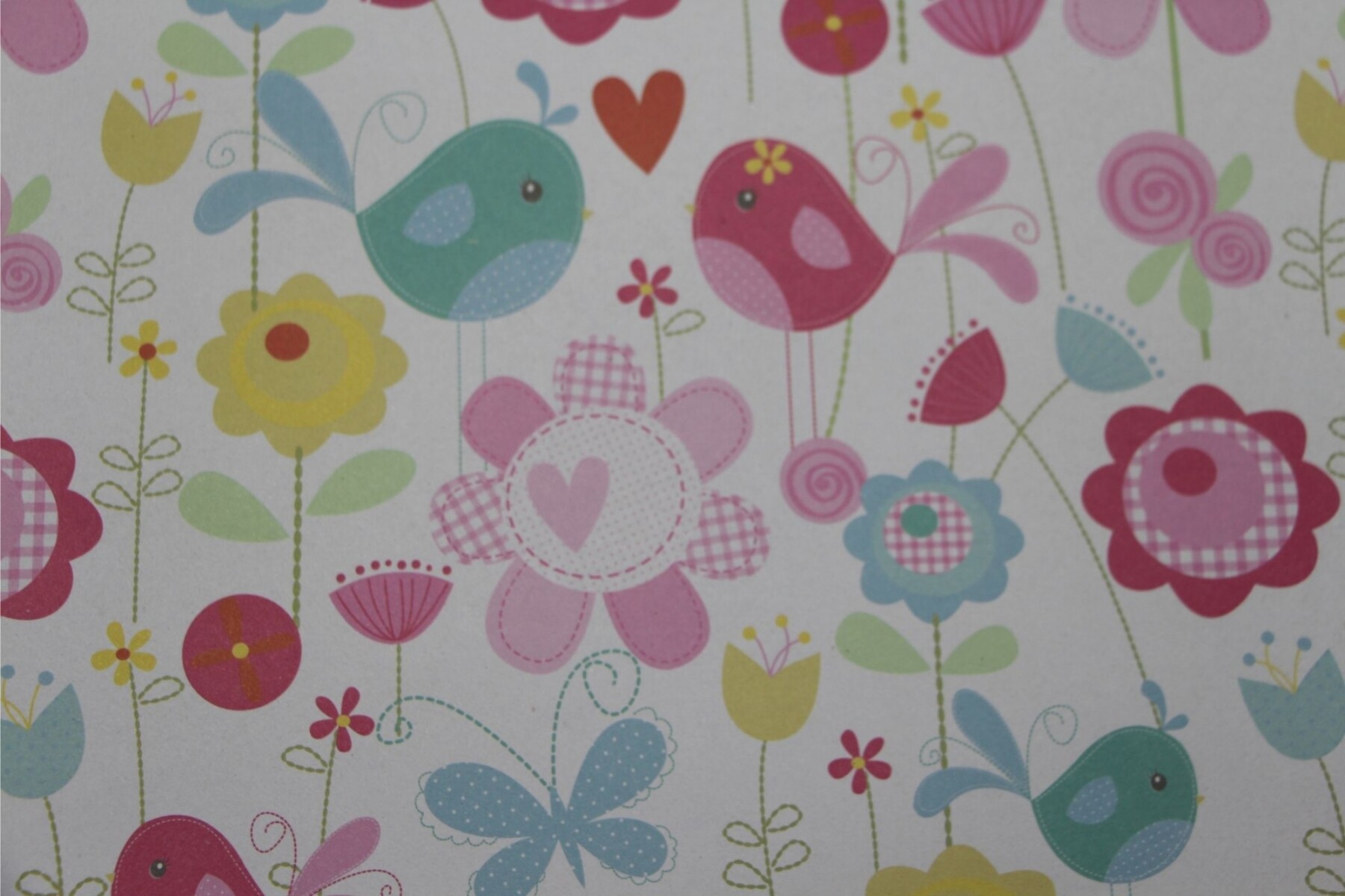 PAPEL DE REGALO 75 X 50 - FLORES Y PAJARITOS 
