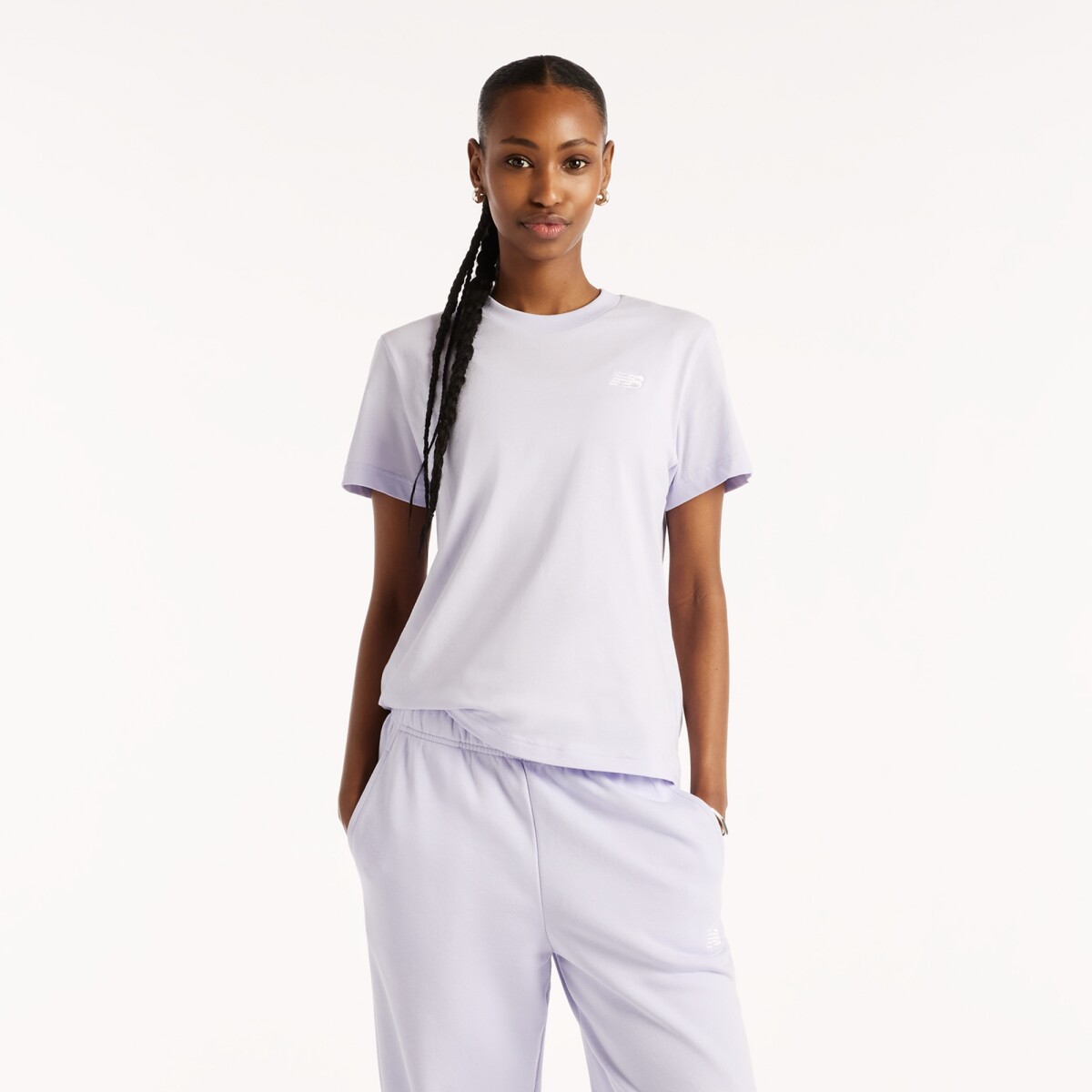 Remera New Balance de Dama - Sport Essentials - WT41509SMV - LILA 