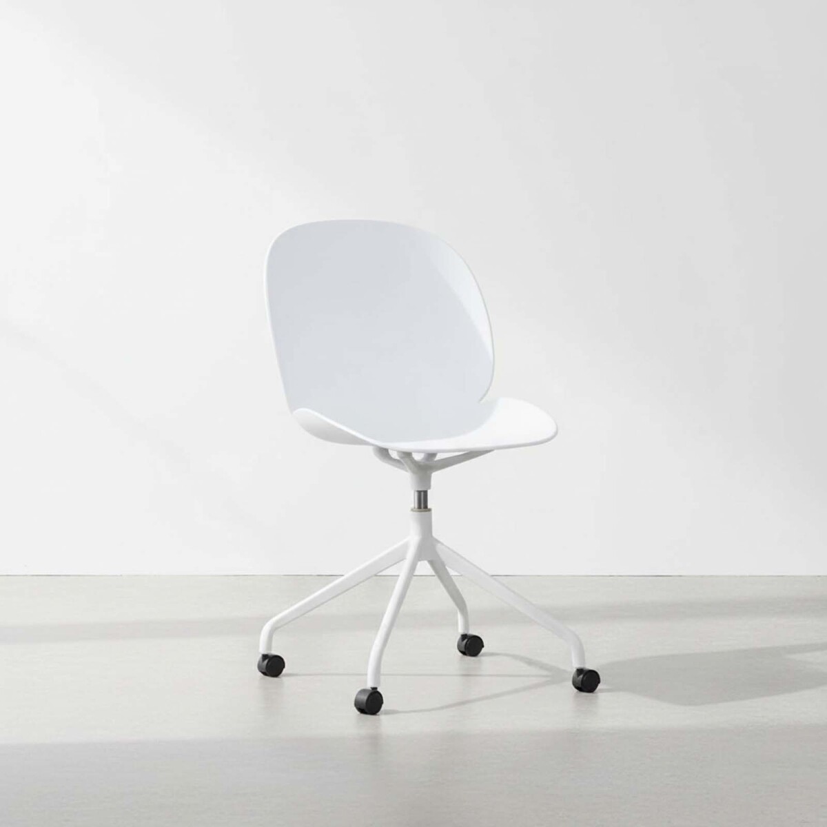 ASIENTO DE OFICINA - POLIPROPILENO BLANCO HURON 