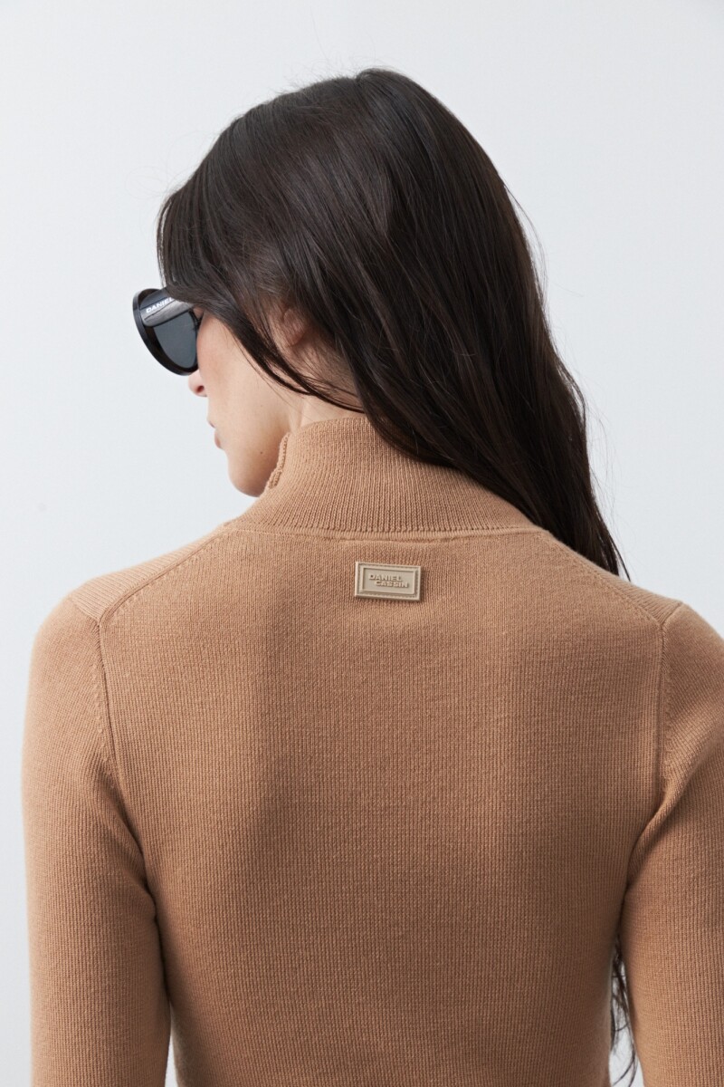 POLERA CAPANTI Rosa Tostado