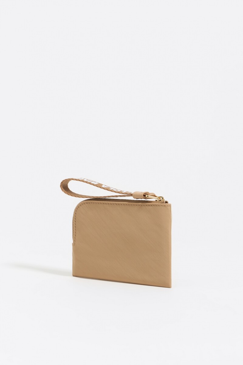 MONEDERO Camel