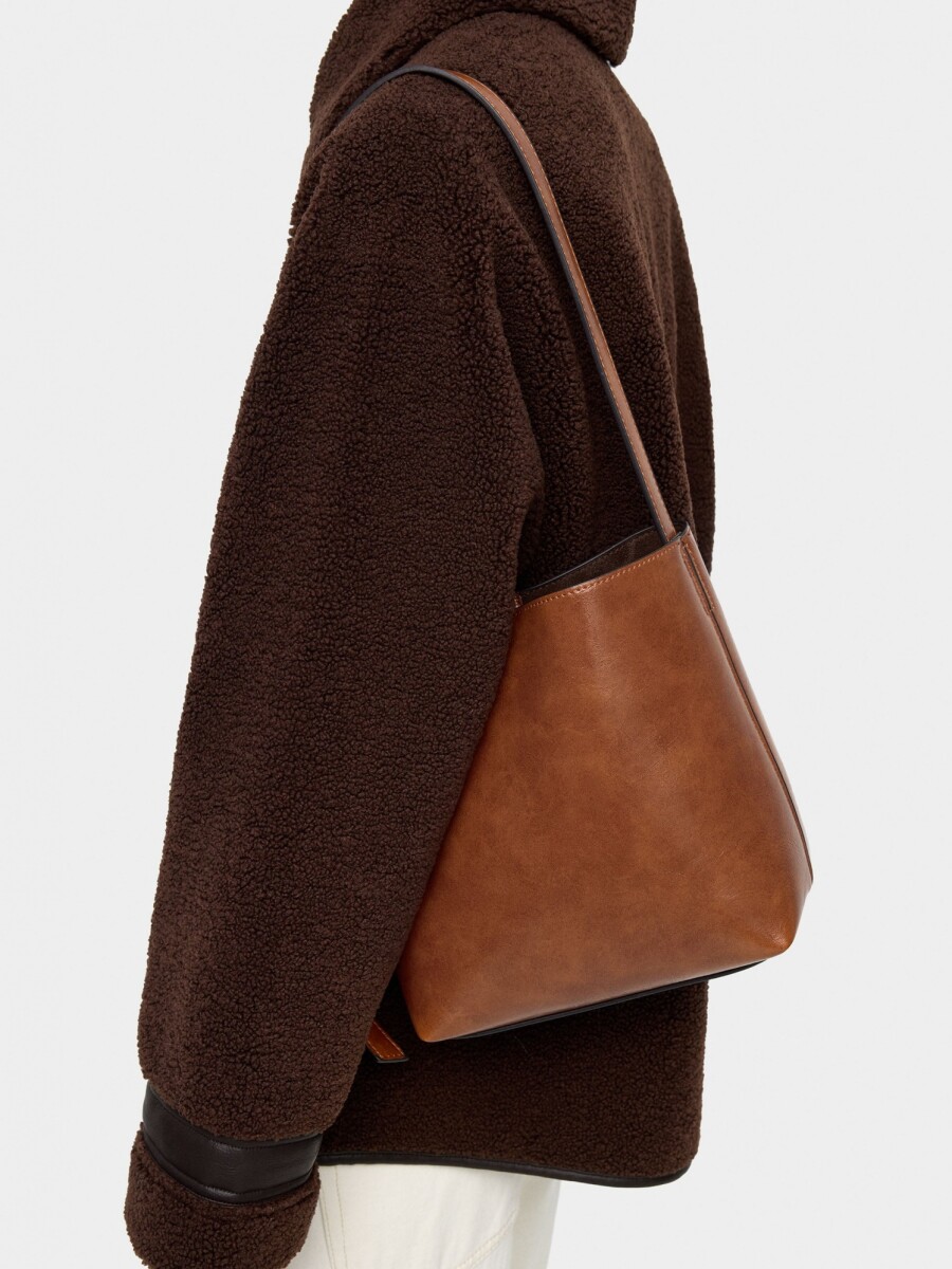 Bolso De Hombro Efecto Craquelado camel