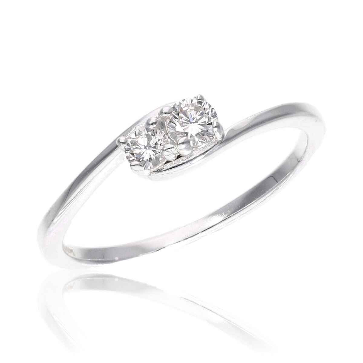 Anillo de plata 925 con Diamante de Laboratorio de 0.26 cts. 