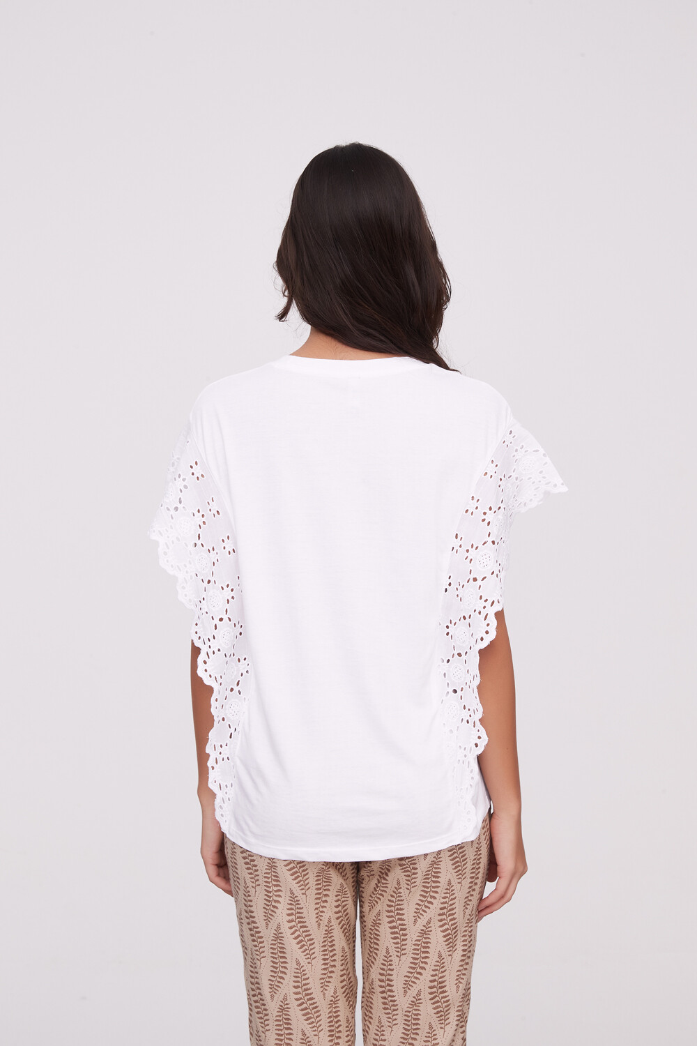 Remera Faizan Blanco