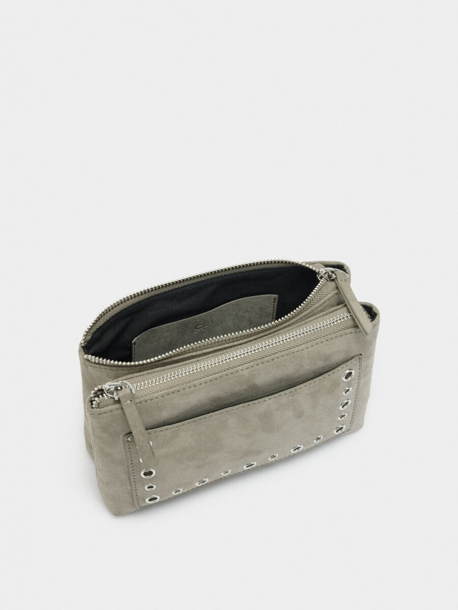 Bolso Bandolera Efecto Craquelado Con Tachuelas gris