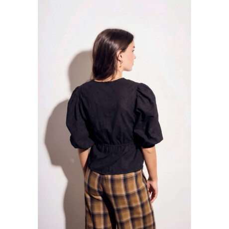 Blusa Broderie Negro
