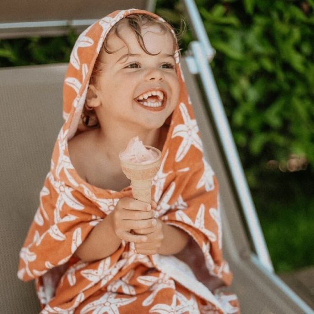 Toalla poncho swim essentials Estrella mar