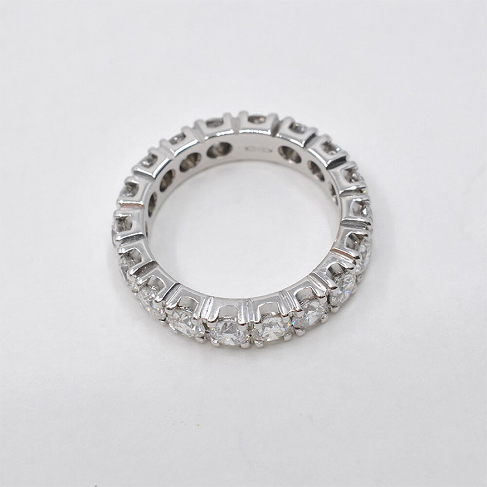 Anillo Sin Fin En Oro 18K Blanco Y Brillantes Anillo Sin Fin En Oro 18K Blanco Y Brillantes