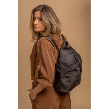 Mochila Violeta Negro