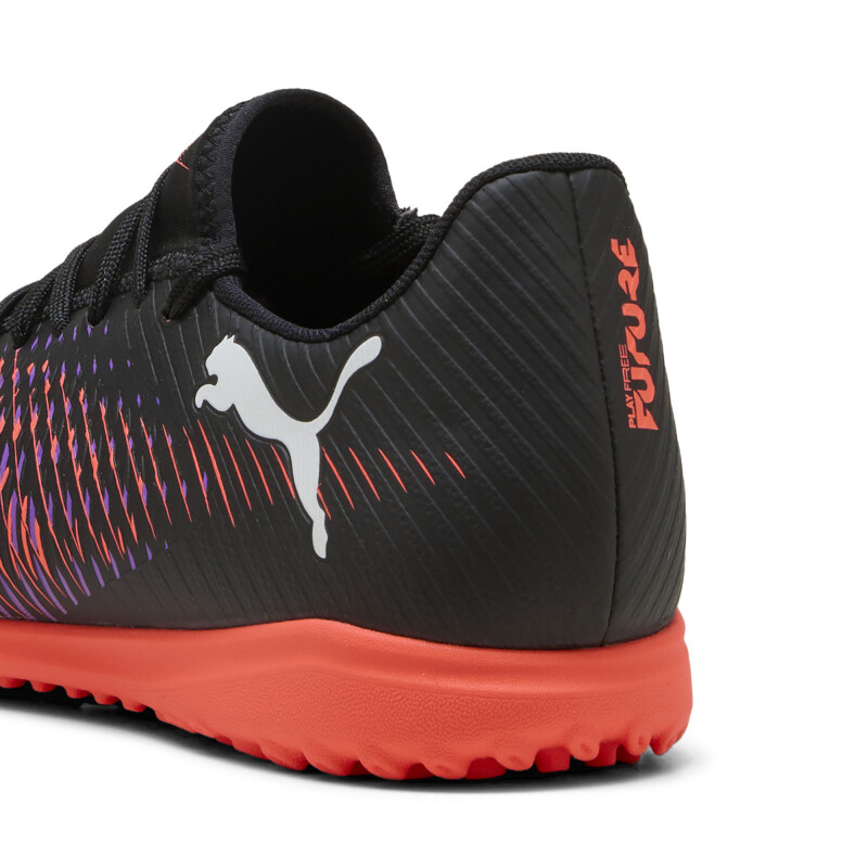 Futbol5 Adulto (TF) - Puma - Puma Champion FUTURE 8 PLAY TT de Hombre - 108378 Negro