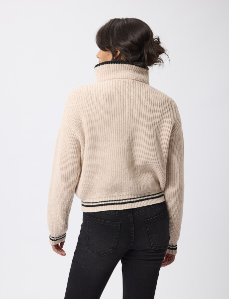 Sweater cuello cierre beige