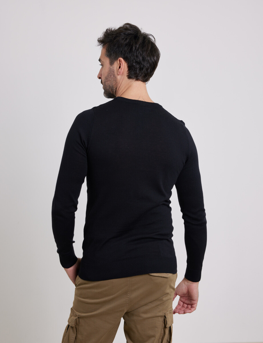 470516 SWEATER Negro