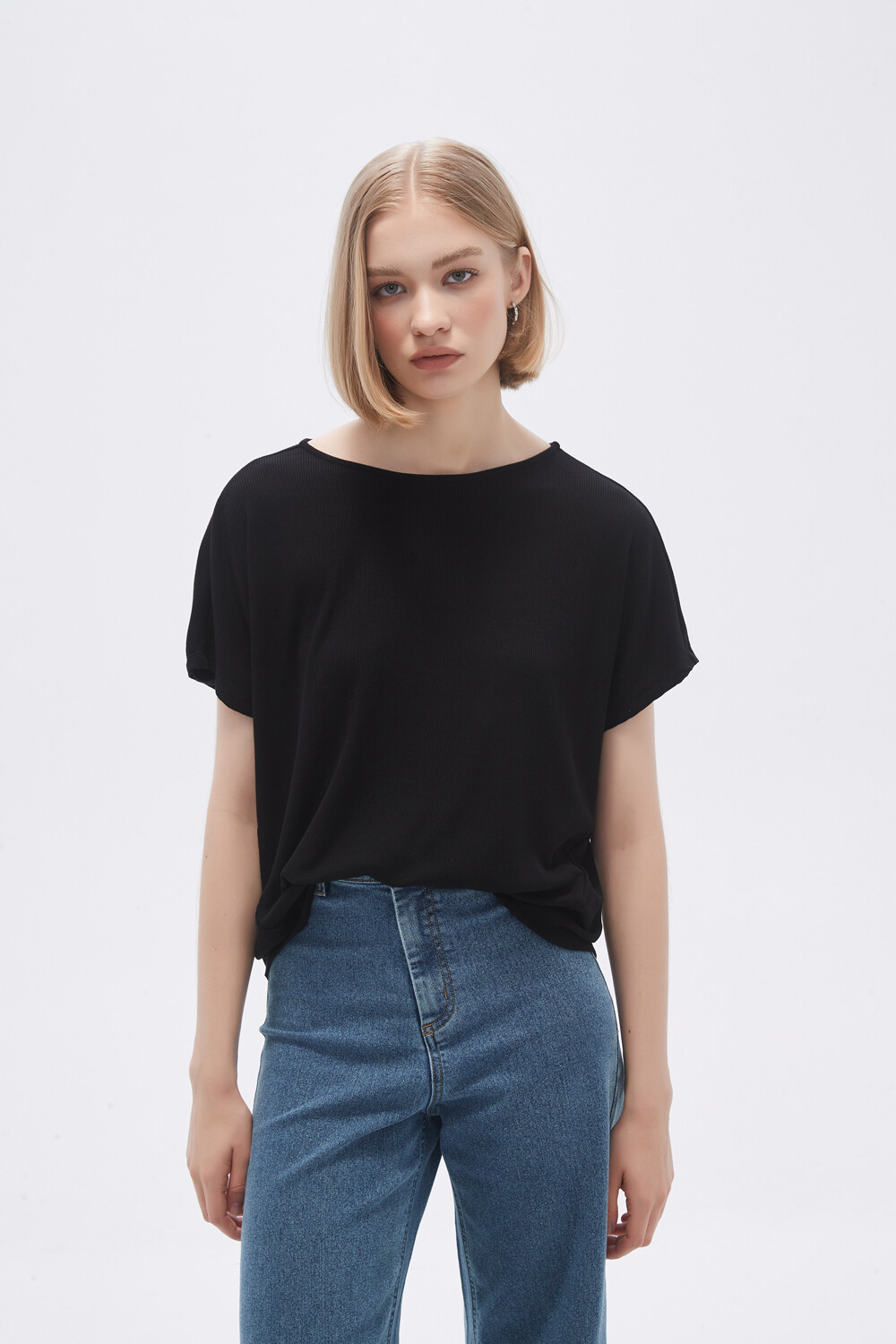 Remera Oblak Negro
