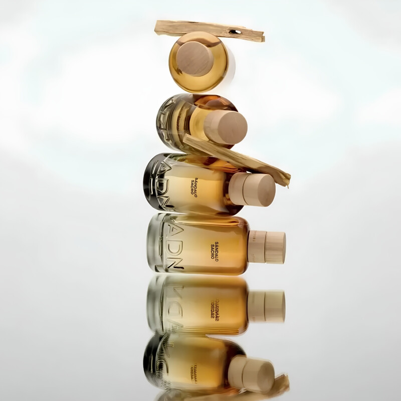 Perfume Adolfo Dominguez Adn Sándalo Sacro Hombre Edp 100 Ml Perfume Adolfo Dominguez Adn Sándalo Sacro Hombre Edp 100 Ml