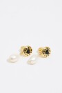 PENDIENTES PERLAS Y LOGO CANDY Oro