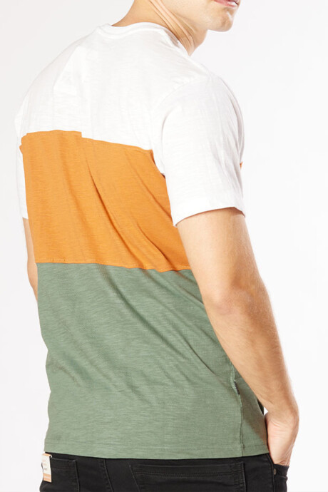 T-SHIRT RICAR RUSTY Verde Oscuro