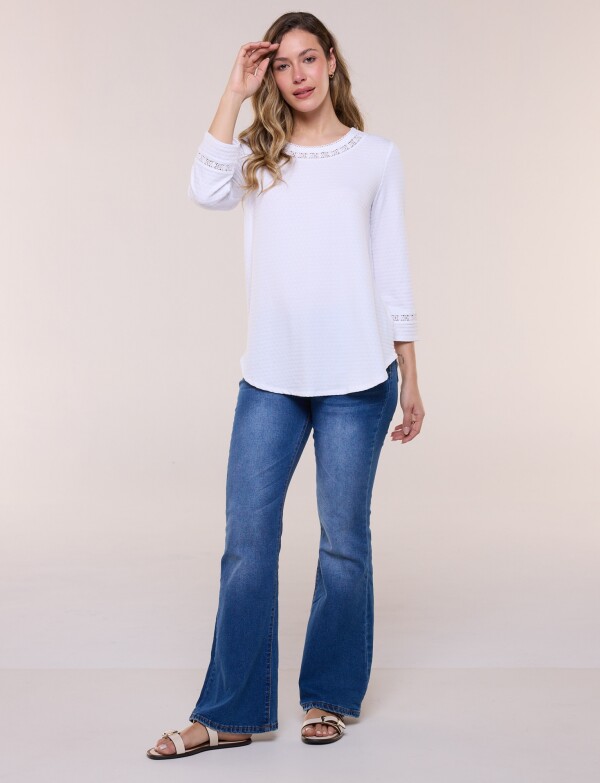Remera Manga 3/4 Con Detalle De Puntilla Calada BLANCO
