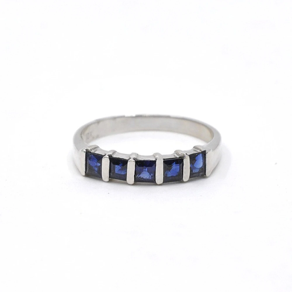 Anillo En Oro 18K Blanco Y Zafiros Carre Anillo En Oro 18K Blanco Y Zafiros Carre