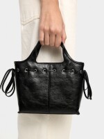 Bolso Tote Con Cordones Efecto Craquelado negro