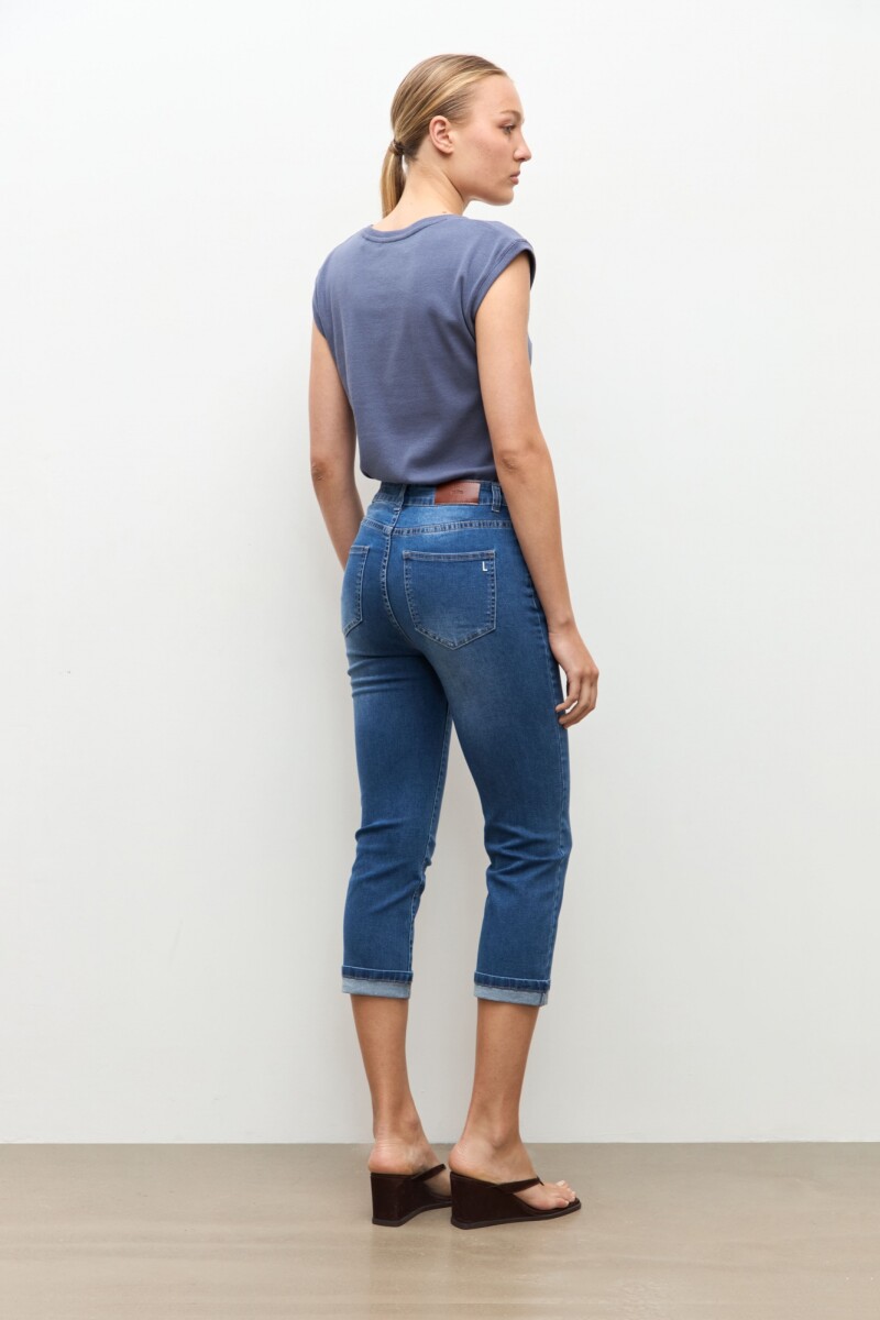 Jean capri Simone jean medio