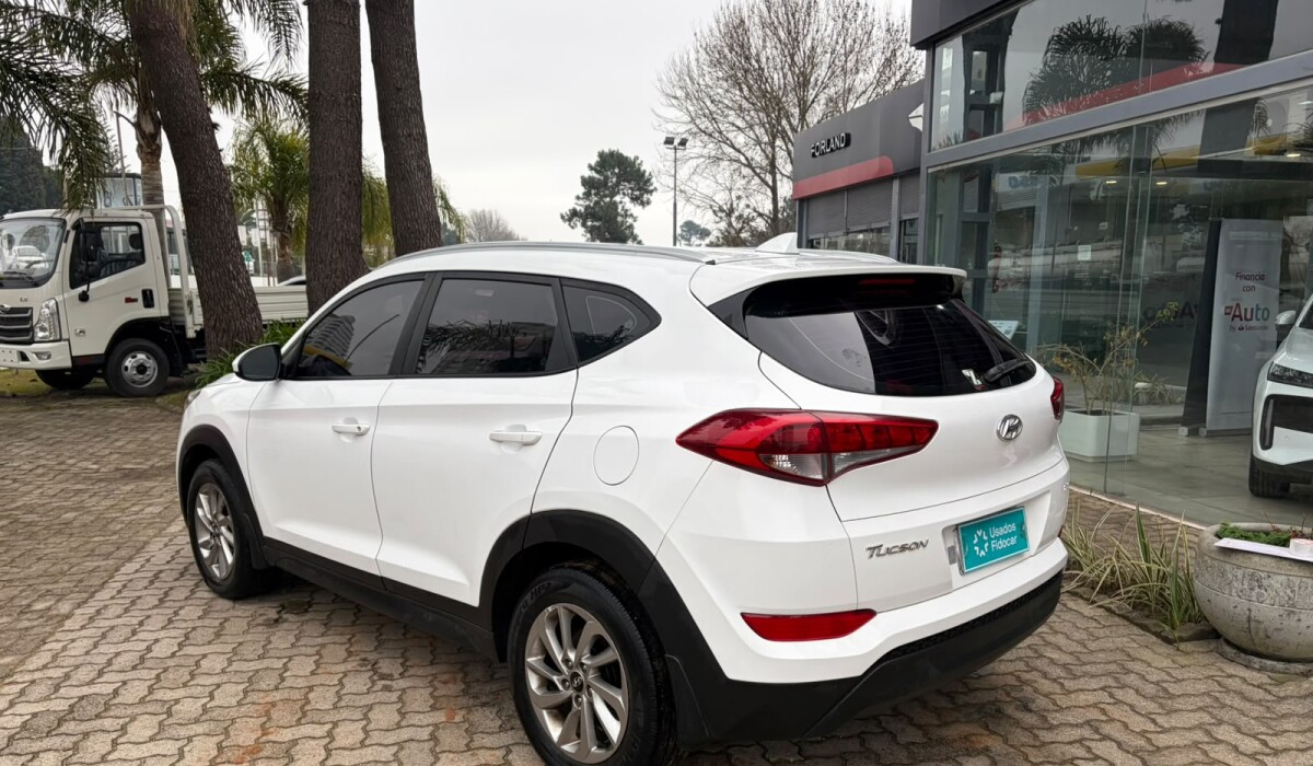 Hyundai Tucson 1.6 T-GDI Value AT - 2018 Hyundai Tucson 1.6 T-GDI Value AT - 2018