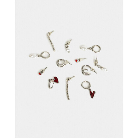 Set De Aros Con Corazón Plateado