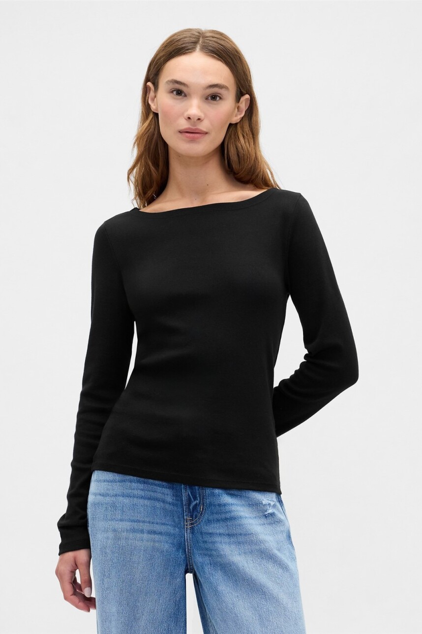 Remera Cuello Bote Mujer True Black