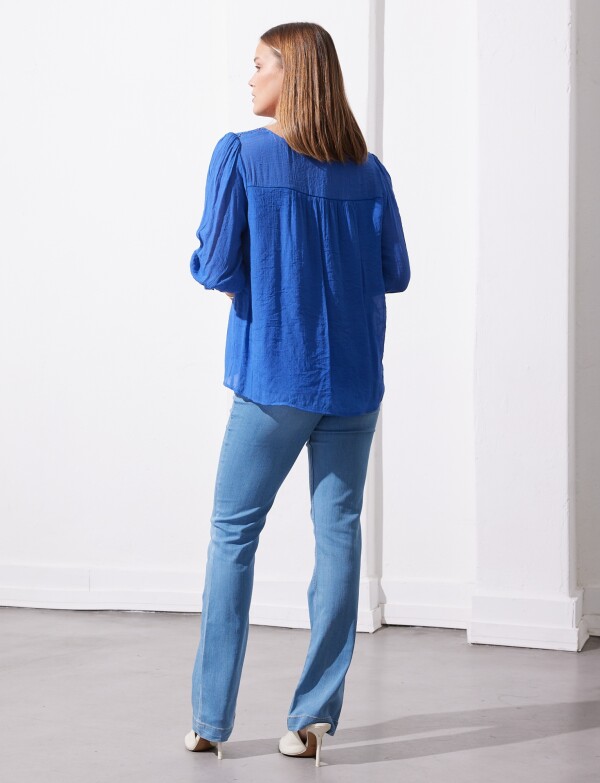 Blusa Crochet ROYAL