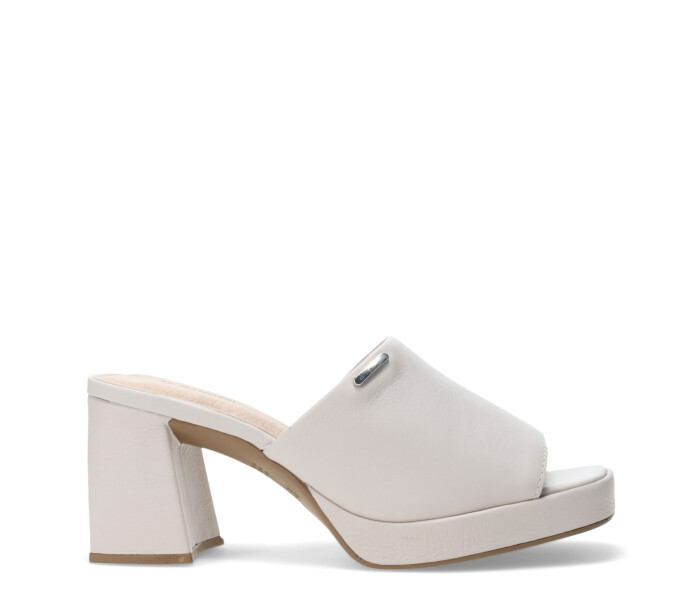 Zueco tiras cruzadas Off White