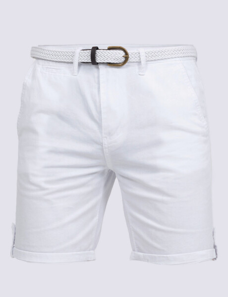 Bermuda con cinturon blanco