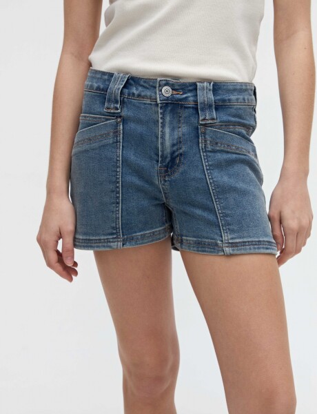 Short Felicia Blue