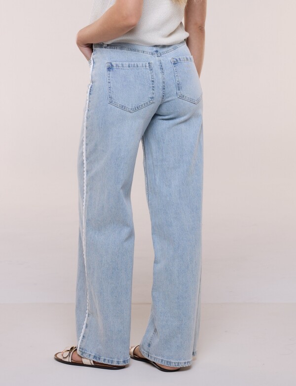 Jean Wide Leg Con Puntilla JEAN CLARO