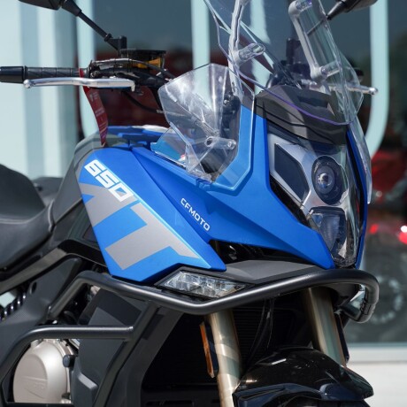 CFMOTO 650MT Azul