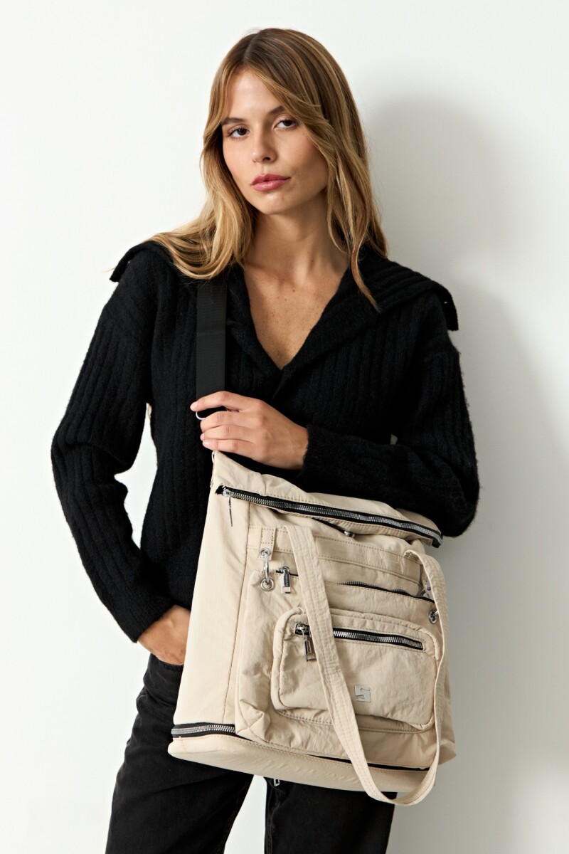 Mochila shopper con bolsillo removible beige