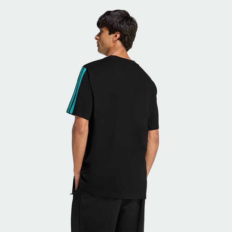Remera Adidas DNA Mercedes Petronas Formula 1 Team Negro