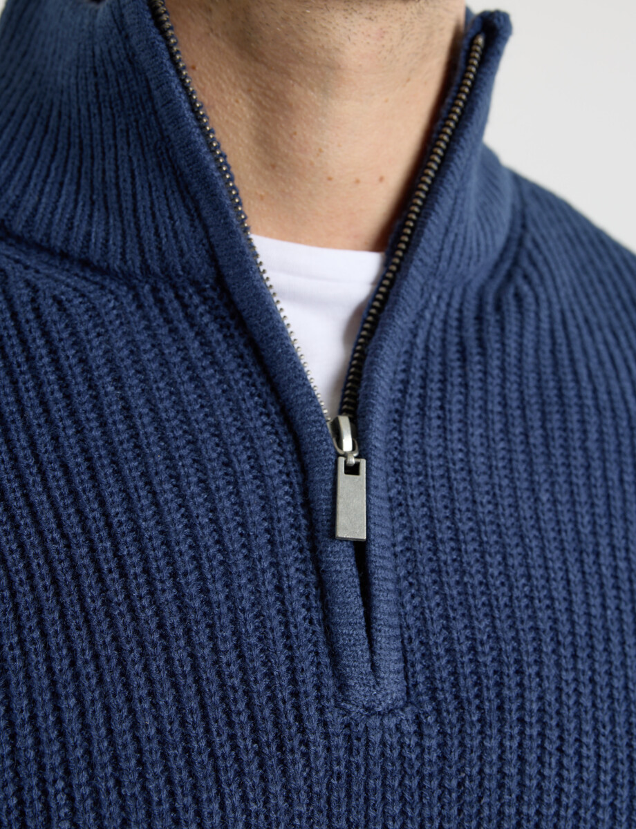 470587 SWEATER PUNTO MEDIO CIERRE HARRY Azul Oscuro