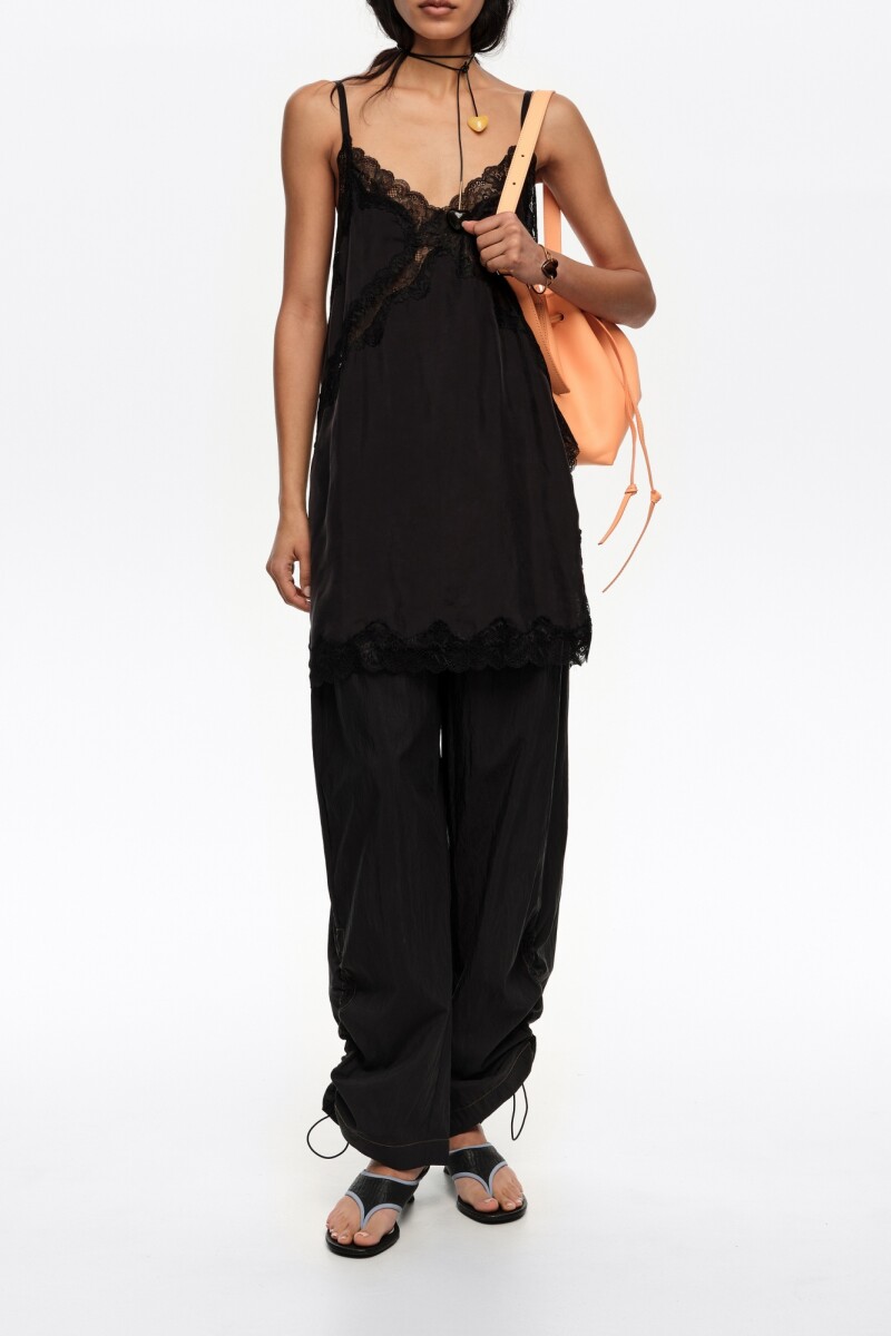 JOGGER FRUNCIDO Negro