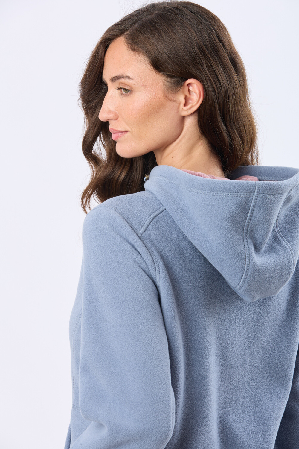 CAMPERA POLAR CON CAPUCHA Lila