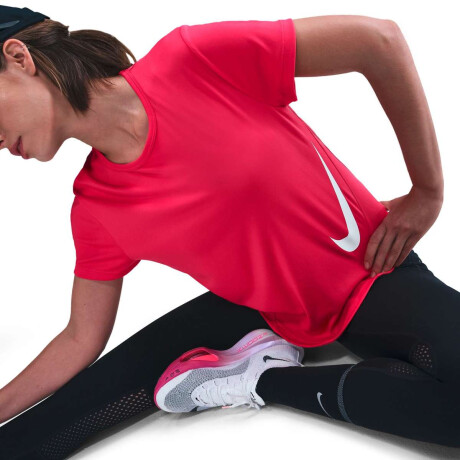 Remera Nike Tempo Swoosh Run Dri-Fit Sleeve Running Top de Mujer Rosado