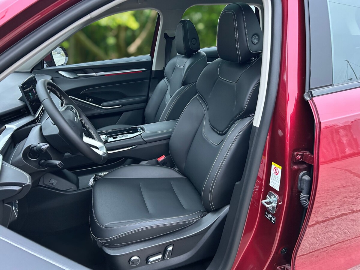 Haval H6 HEV Elite 1.5 2026 0KM | Permuta / Financia Haval H6 HEV Elite 1.5 2026 0KM | Permuta / Financia