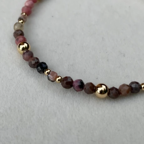 Pulsera BRIGITTE, Goldfilled y piedras naturales Pulsera BRIGITTE, Goldfilled y piedras naturales