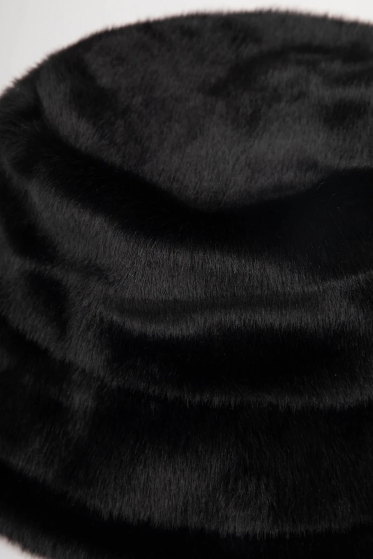 GORRO HIEDRA Negro