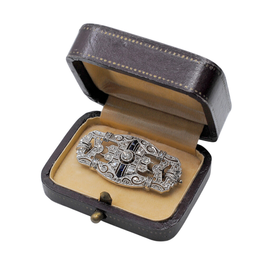 Prendedor plaqueta en oro 18k blanco con brillantes , diamantes y zafiros sintéticos Prendedor plaqueta en oro 18k blanco con brillantes , diamantes y zafiros sintéticos
